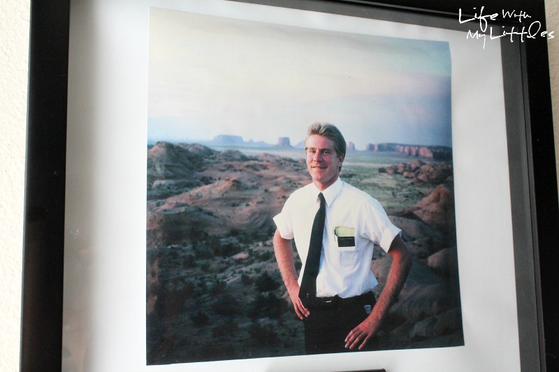 DIY Missionary Tag Display: An easy way to display your missionary's tag along with a picture to help them remember their mission! The perfect Father's Day gift! DIY Missionary Tag Display: An easy way to display your missionary's tag along with a picture to help them remember their mission! The perfect Father's Day gift!
