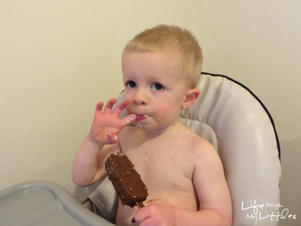 Tips to sweeten Black Friday shopping with a toddler: tips that will make it easier if you have to bring your toddler when you shop on Black Friday! Tips to sweeten Black Friday shopping with a toddler: tips that will make it easier if you have to bring your toddler when you shop on Black Friday!