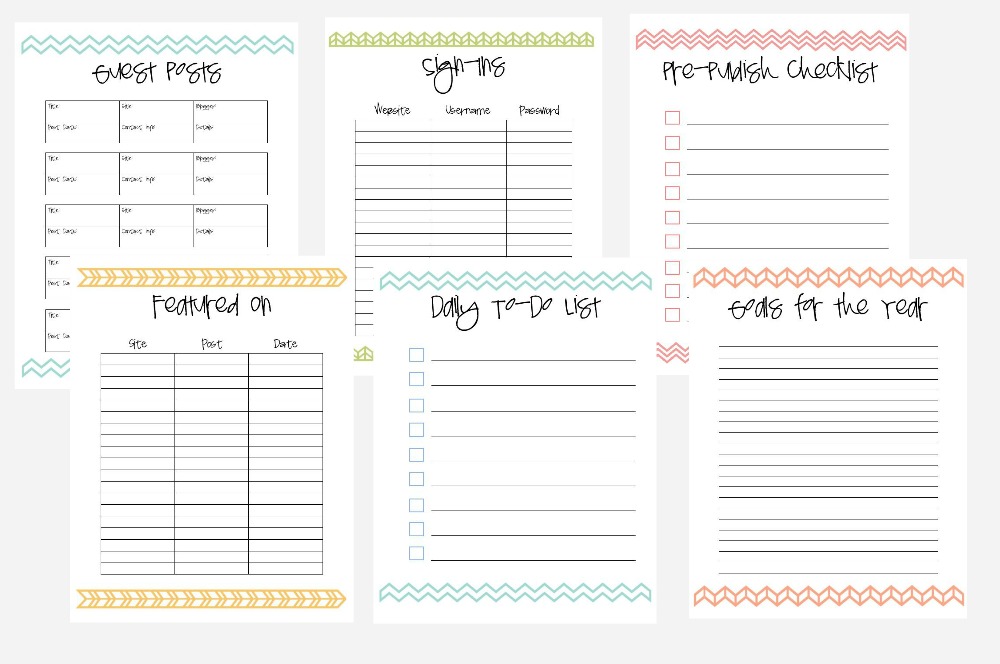 2015 Free Printable Blog Planner: 18 different page designs including stats, goals, income and expenses, and schedules!