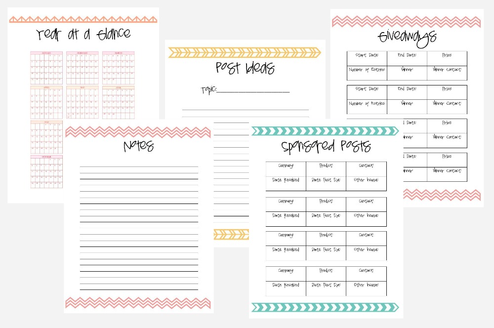 2015 Free Printable Blog Planner: 18 different page designs including stats, goals, income and expenses, and schedules!