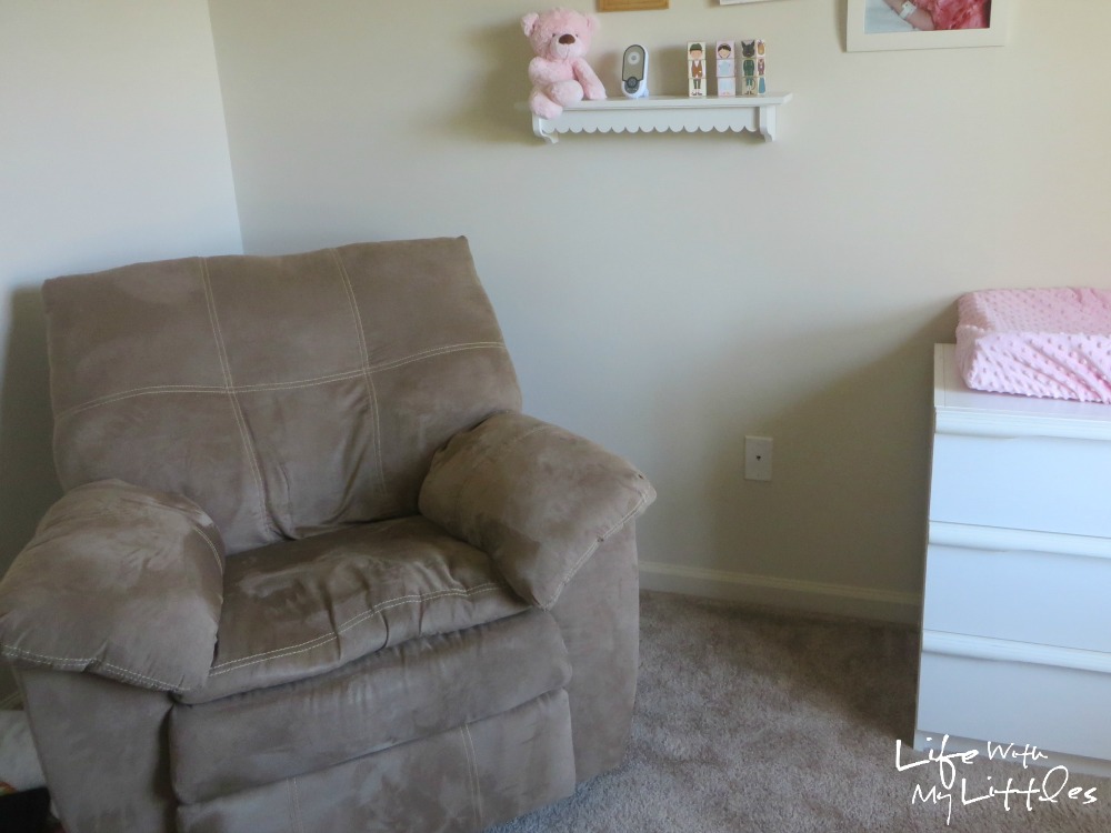 DIY Gold, Mint, and Pink Nursery: A simple, cheap baby girl nursery using a cute color scheme and lots of DIY projects!