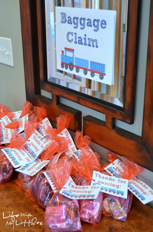 Ideas for a little boy train birthday party. Complete with food ideas, decorations, party favors, and keepsake ideas! Ideas for a little boy train birthday party. Complete with food ideas, decorations, party favors, and keepsake ideas!