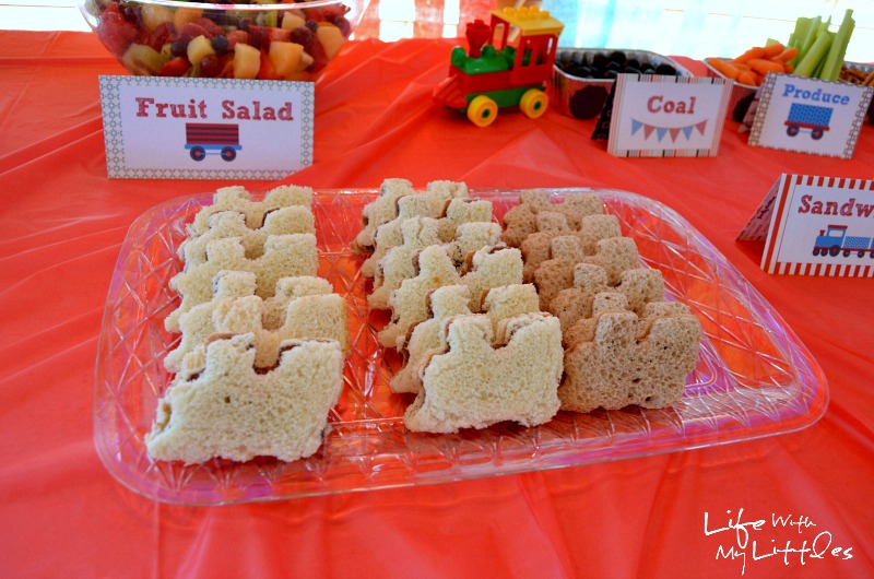 Ideas for a little boy train birthday party. Complete with food ideas, decorations, party favors, and keepsake ideas! Ideas for a little boy train birthday party. Complete with food ideas, decorations, party favors, and keepsake ideas!