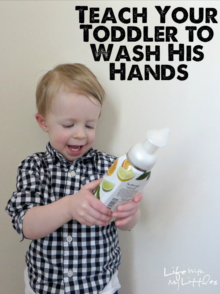 Tips for how to teach your toddler to wash their hands. Six tips that will make it easier when your toddler gets ready for potty training!