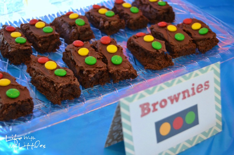 Ideas for a little boy train birthday party. Complete with food ideas, decorations, party favors, and keepsake ideas! Ideas for a little boy train birthday party. Complete with food ideas, decorations, party favors, and keepsake ideas!