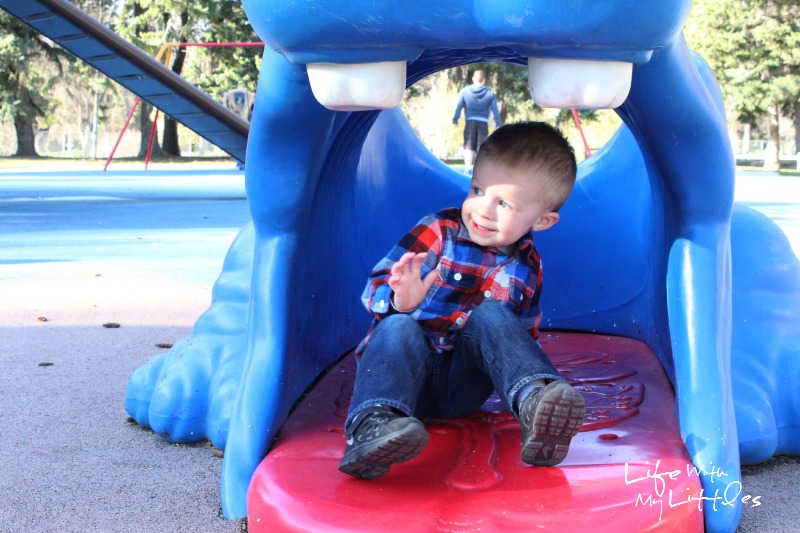 Easy and healthy snack ideas for toddlers to help teach them to live a healthy lifestyle