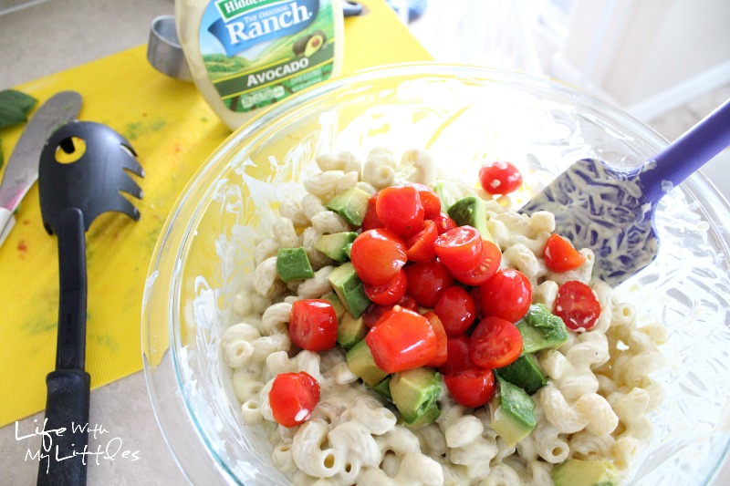 This Avocado Ranch Pasta Salad is a delicious and unique recipe that is perfect as a side dish for your summer barbecue or even a quick dinner! 