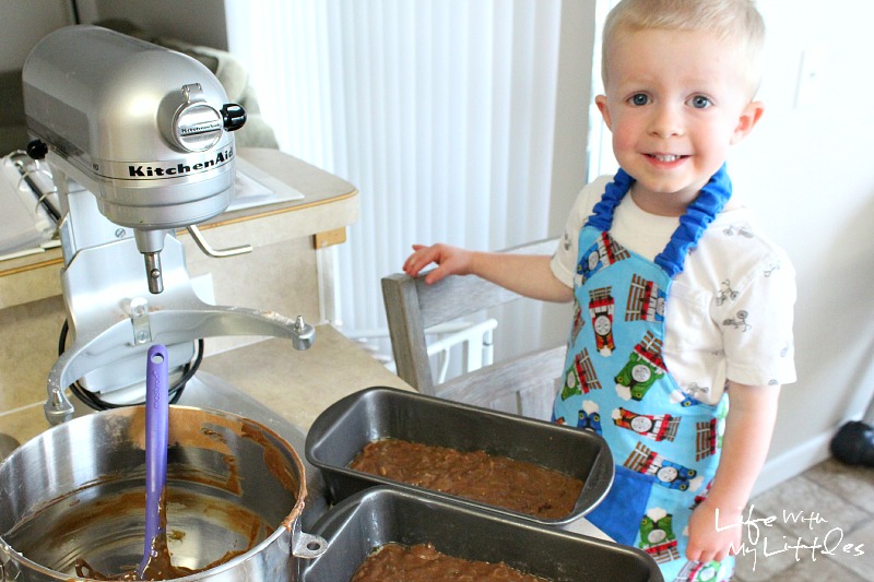 Tips for cooking with a toddler. How to cook with a toddler to make it fun, easy, and safe for both of you!