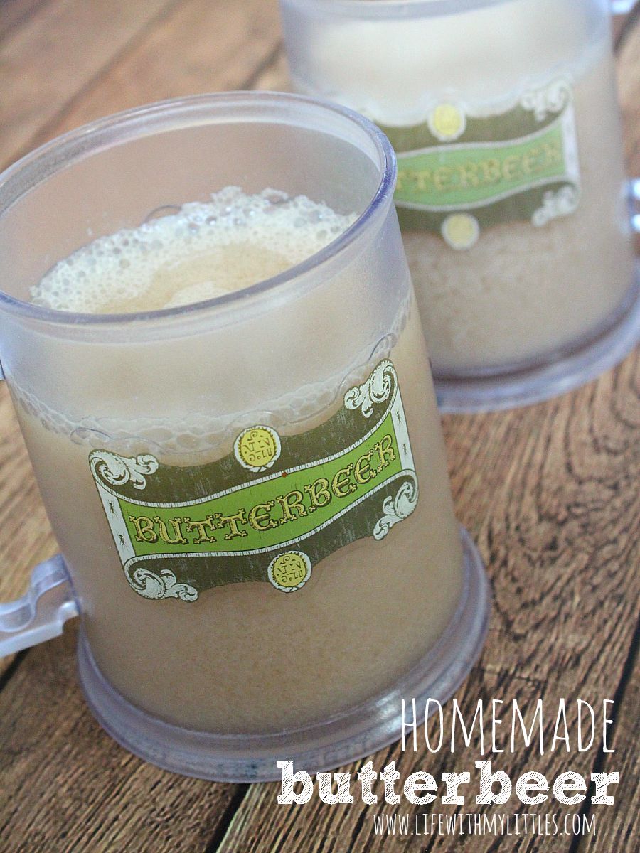 Simple homemade butterbeer recipe. Perfect for any Harry Potter party, or even just drinking while reading the books! It's so delicious and tastes just like you would imagine!