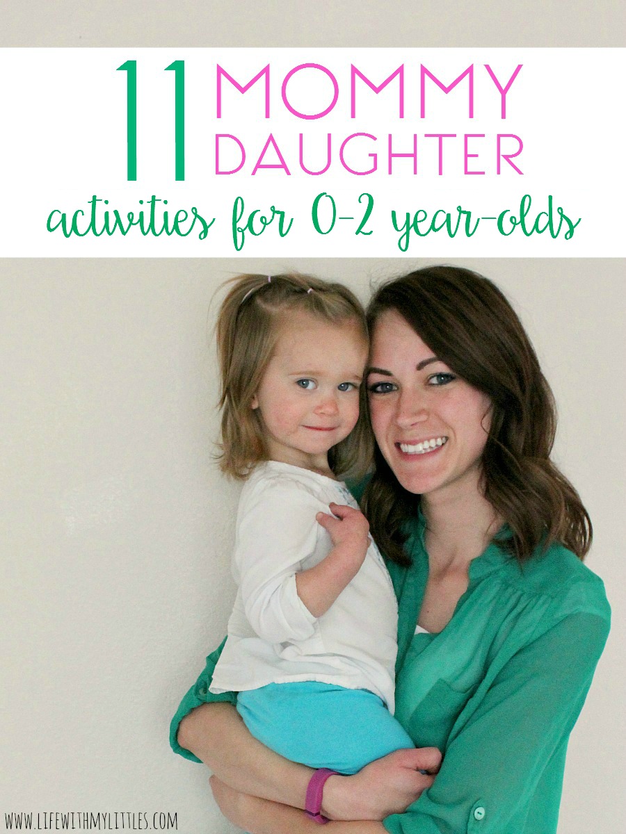 Love these mommy daughter activities to do with 0-2 year-olds! If you're looking for fun activities to do with baby or toddler girls, this is a great list!