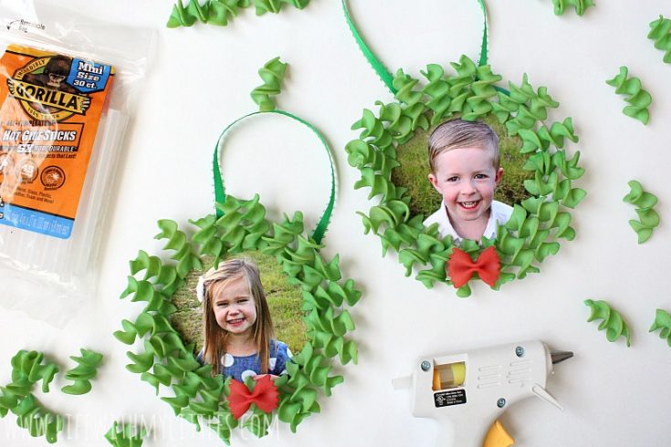 DIY Christmas Wreath Ornament