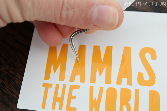 Customize your own water bottle in just a few minutes with the new Cricut Joy! This tutorial includes a free cut file for a "Mamas Run the World" water bottle decal that's perfect for moms who love to run!
