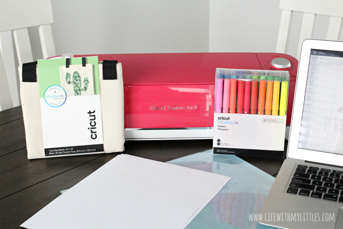 Kid-Colored Tote Bags with Cricut Explore Air 2 - An Easy DIY