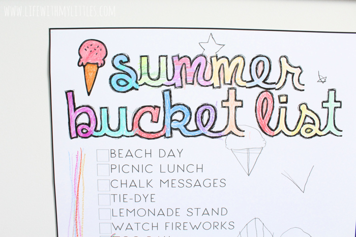 This free giant printable summer bucket list for kids is such a fun way to stay busy this summer! Print if off, color it in, and enjoy your summer!