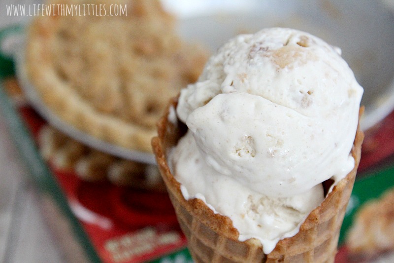 Homemade Dutch Apple Pie Ice Cream