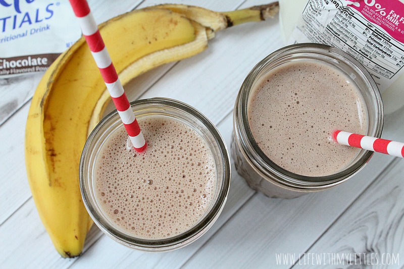 Three-Ingredient Chocolate Banana Smoothie